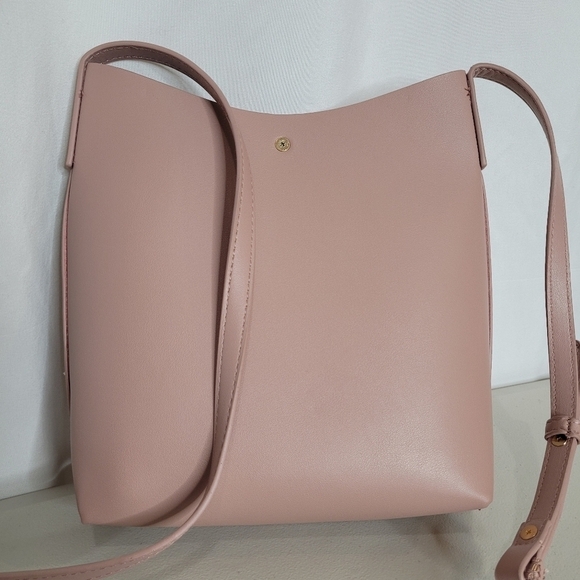 SAMARA Peony (Soft Pink) Vegan Leather Medium Shoulder Bag / Crossbody Bag - Picture 6 of 16